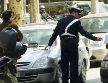 «Βροχή» πέφτουν οι κλήσεις στη Θεσσαλονίκη - Δείτε τις πιο συχνές παραβάσεις